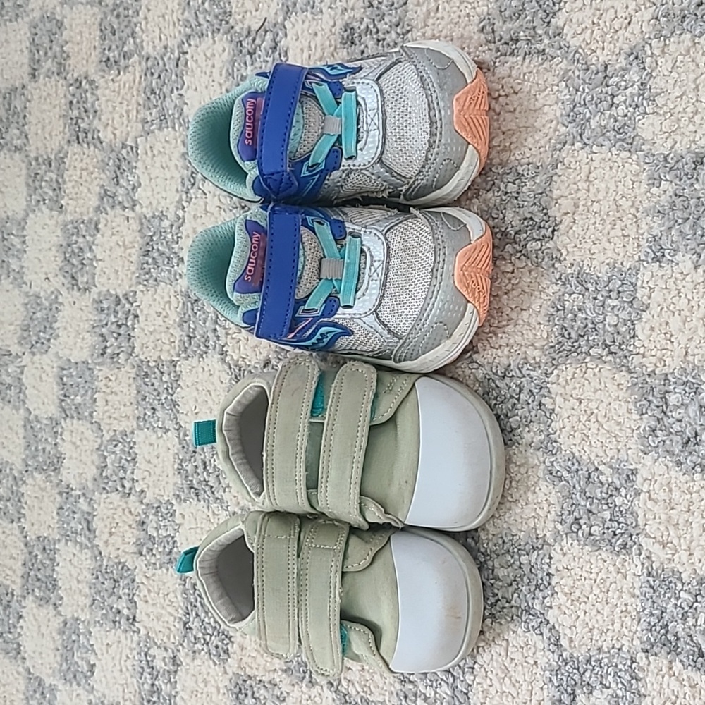 Ten Little Shoes size: 5.5